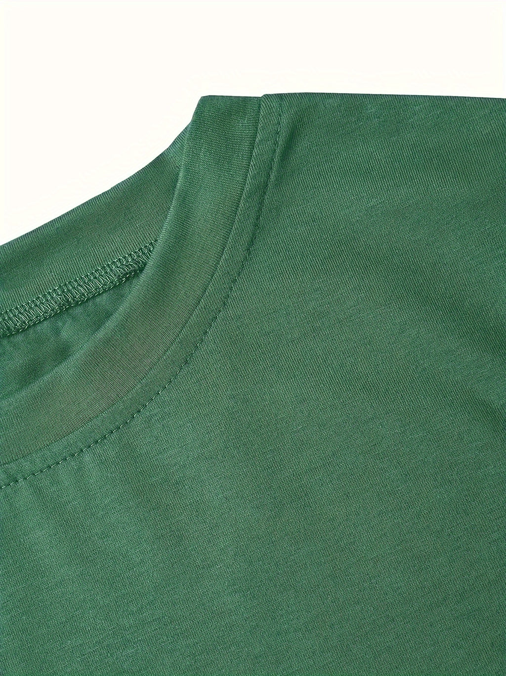 Calvin, Spring and Summer Graphic Print T-shirt, Short Sleeve Crew Neck Casual Top for Summer & Spring, Women's Clothing - Green