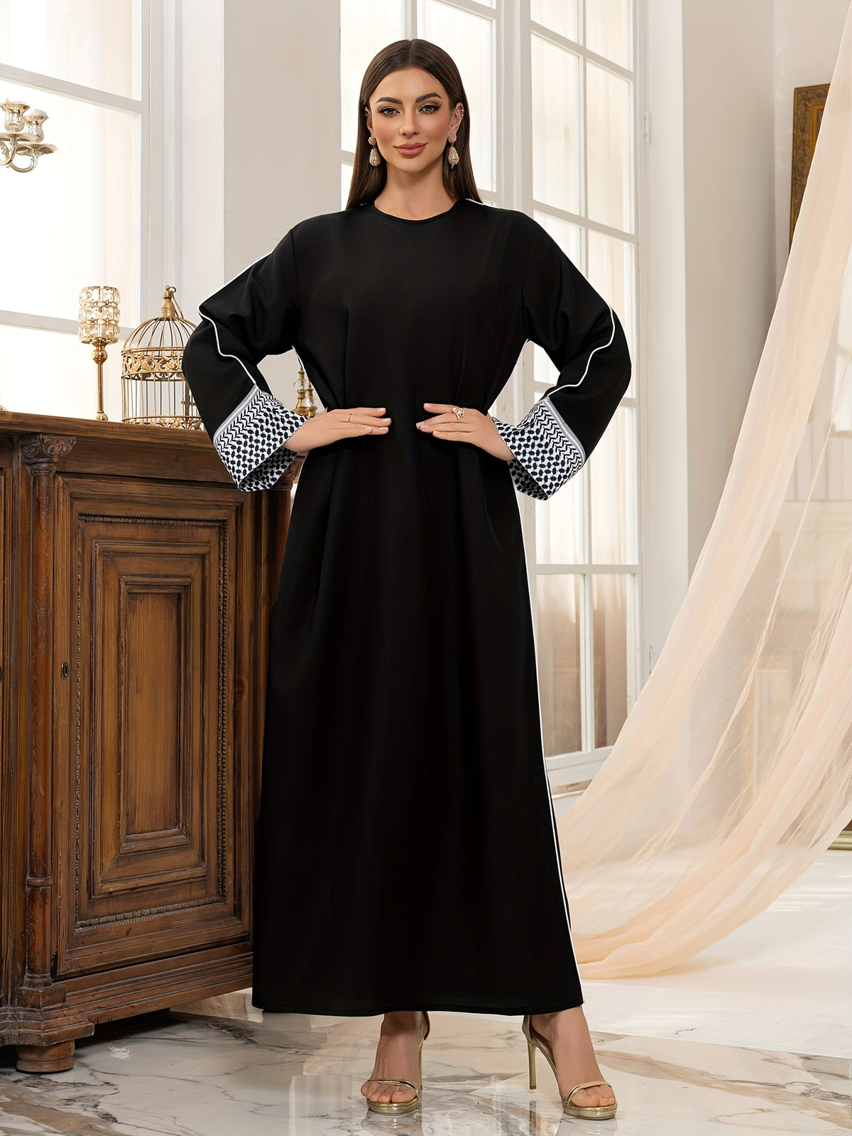 Elegant And Easy Solid Color Long Zip Dress with Exquisite Stitched Cuffs, Perfect for Casual Muslim Wear - Black
