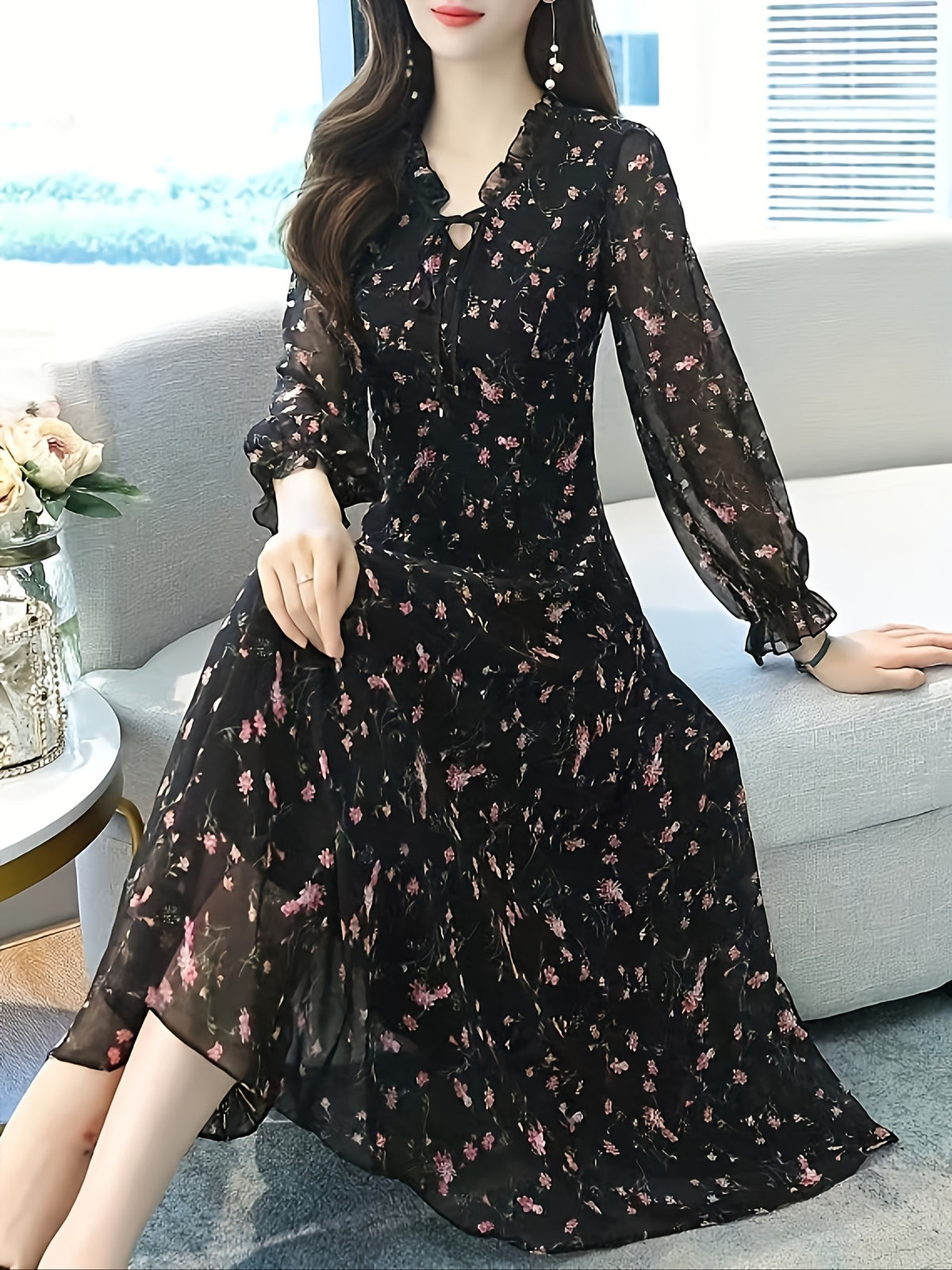 Long Sleeve Floral Print Dress - Black