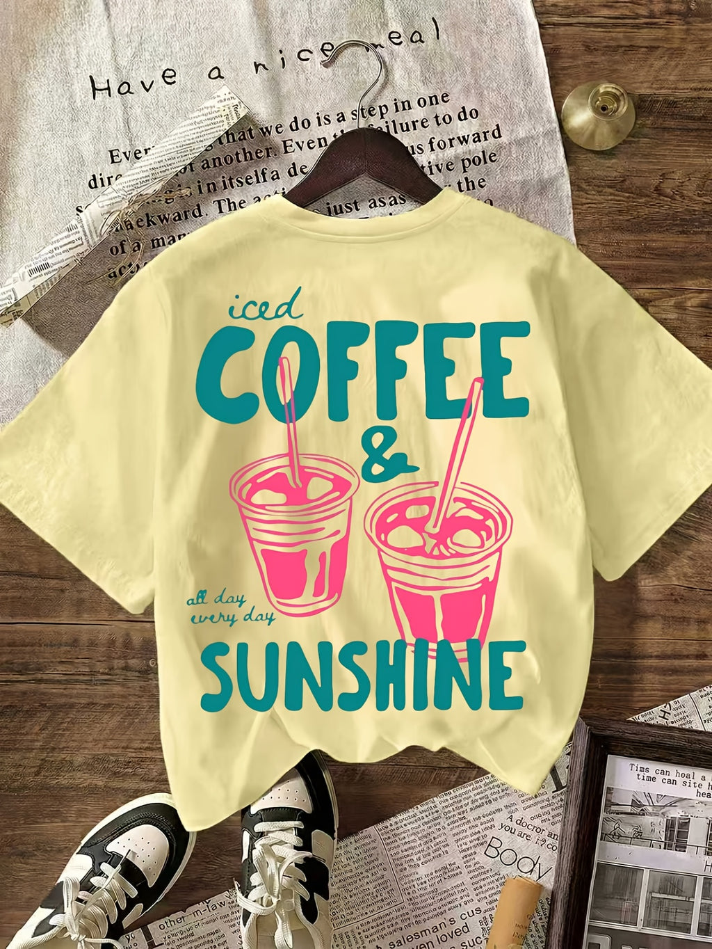 COFFEE CLUB Graphic T-Shirt Summer Outfit for Women Vacation Outfits Beach Outfits for Women, Women'S Casual Round Neck Short Sleeve T-Shirt - Light Yellow