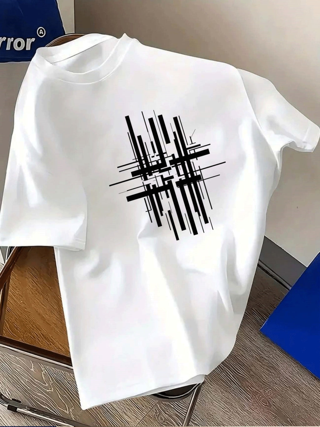 Men's Round-neck Short-sleeve Top with a Minimalist Black and White Abstract Geometric Line Pattern, Featuring a Modern Art Design Style. Suitable for Daily Casual Streetwear, It Is Both Fashionable and Comfortable - White