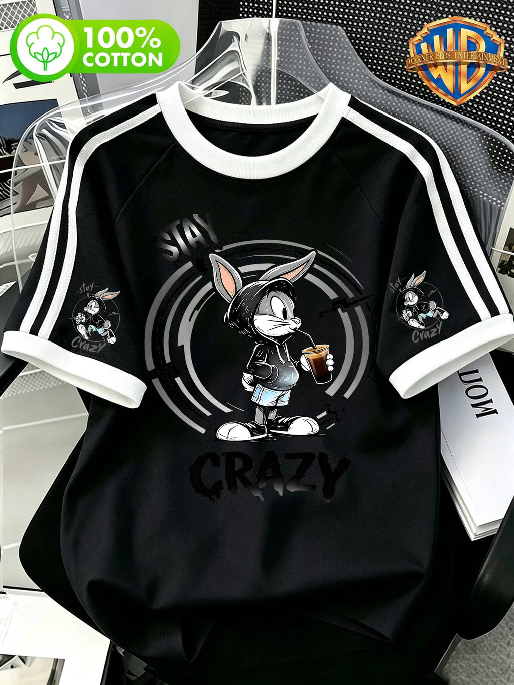 Warner Official LeYiTong Rabbit Bags Trendy Drink Printed Street Short Sleeved T-shirt, American Contrasting Ribbed Round Neck Top, Men's 100% Cotton Multifunctional Sports and Leisure Style Summer Short Sleeved T-shirt, Suitable for Outdoor Wear - Black