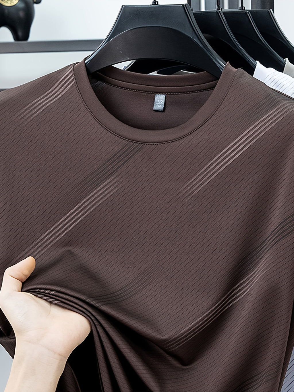 Men's Breathable Mesh Short Sleeve T-Shirt - Lightweight Non-Stick Summer Shirt Suitable for Business Casual & Casual Attire, Round Neck Striped Style (No Belt) for Office, Travel, Layering - Non- Round Neck - Coffee Color