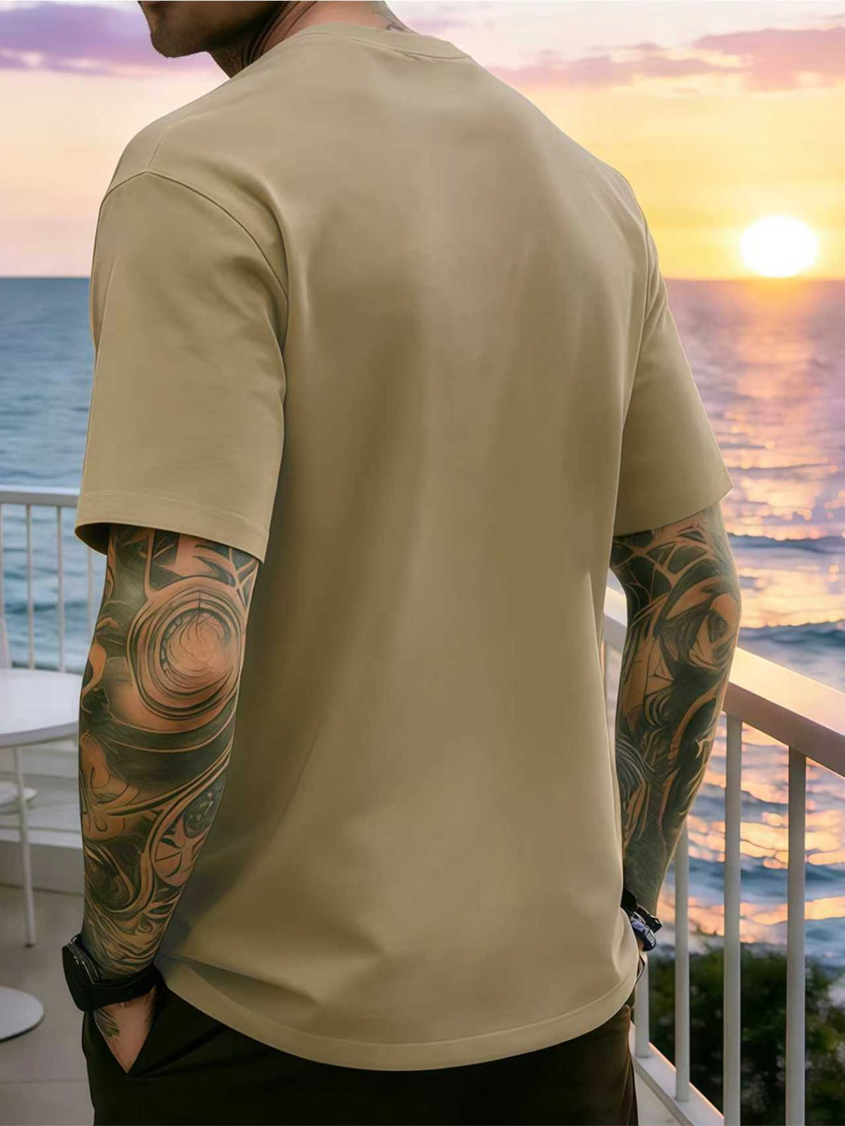 Blue-and-White Floral Vine Chinese Style Print Men's Tee Minimal New Chinese Versatile Loose Breathable Crew Neck Summer Commute Basic Top - Khaki