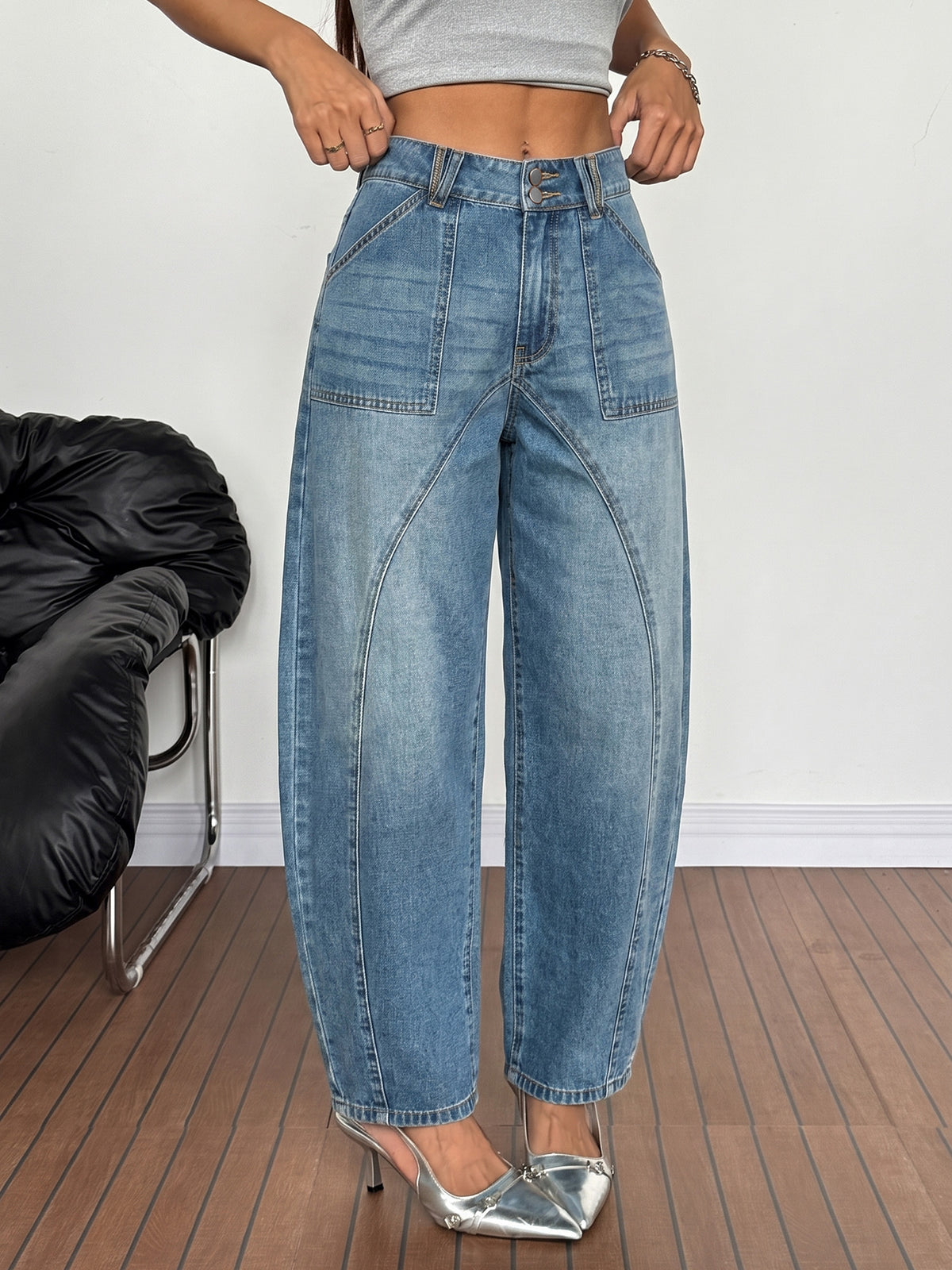 Women's Elegant and Trendy Bucket-Design Stretch Jeans - Blue