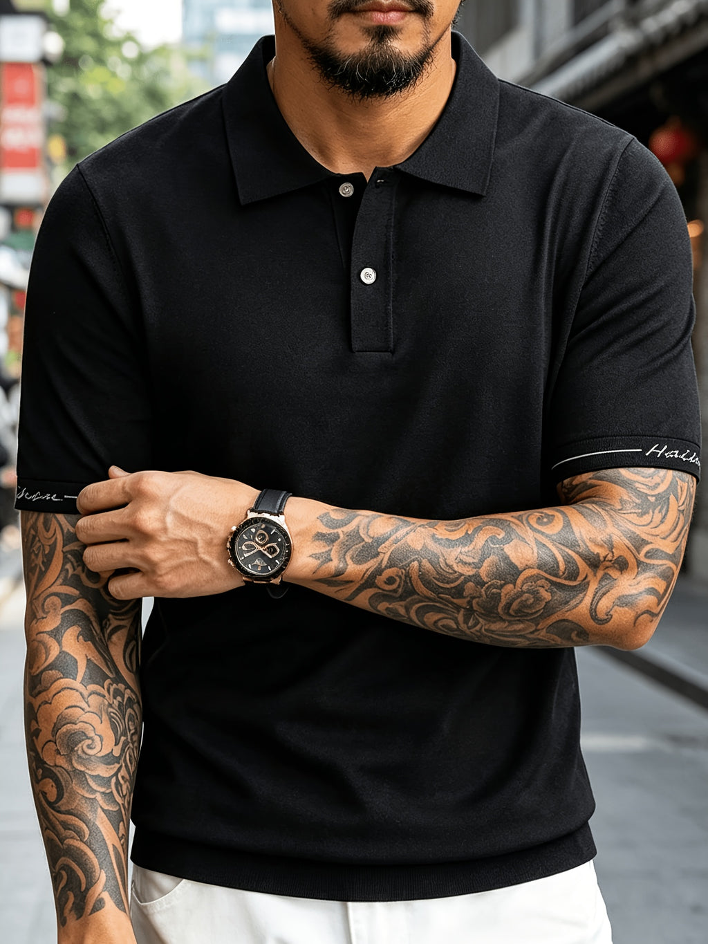 Men's Knitted Short-Sleeve Polo Shirt - Urban Street Scene Exterior Shot, Slim Fit, Lapel Collar, Two-Button, Business Casual Commuter Thin Top, Solid Color Knit Top with Embroidered Cuff Design - Black