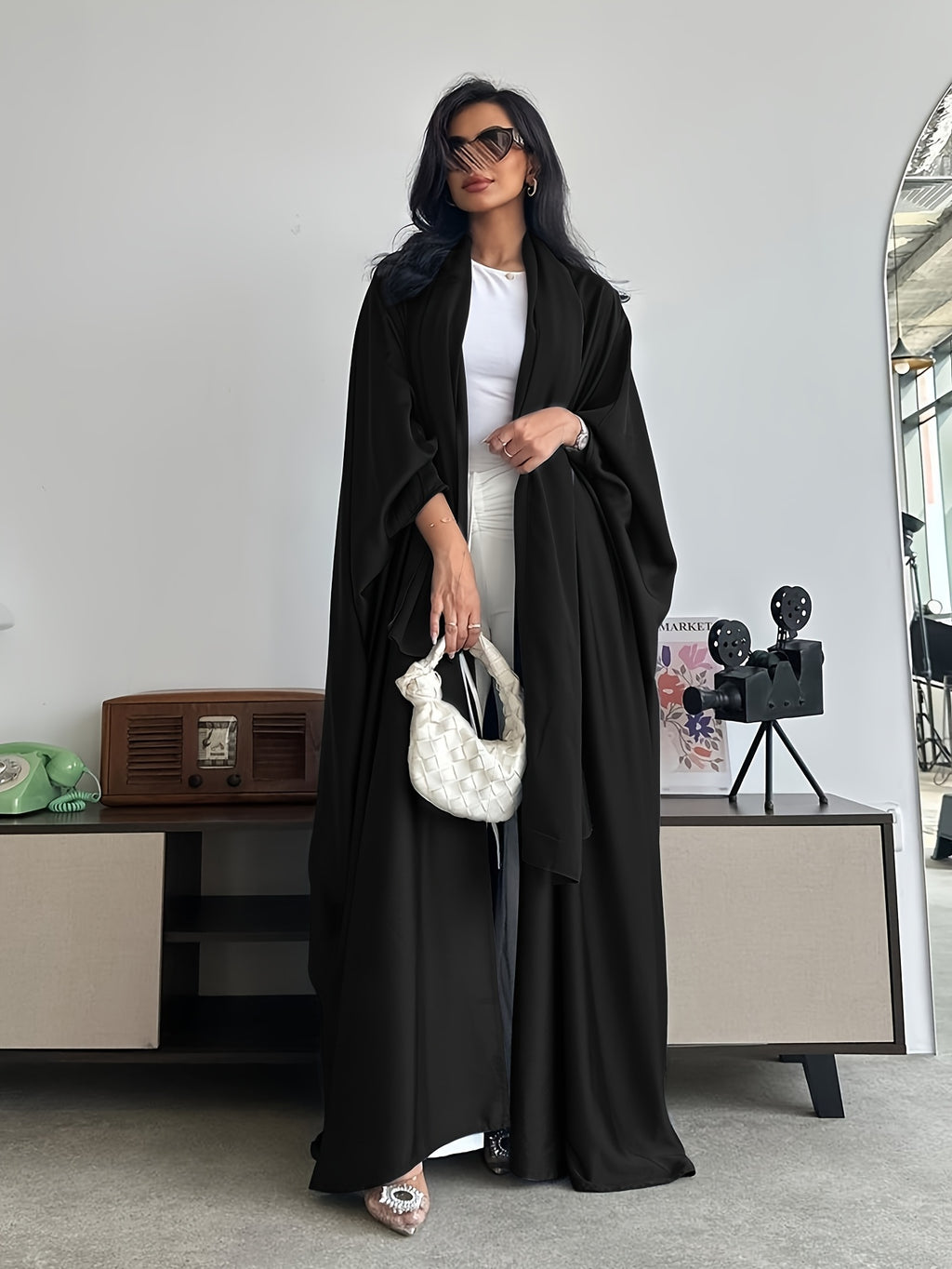 Middle Eastern Muslim Solid Color Loose Robe with Batwing Sleeves, Long Dubai Cardigan with Headscarf - Black