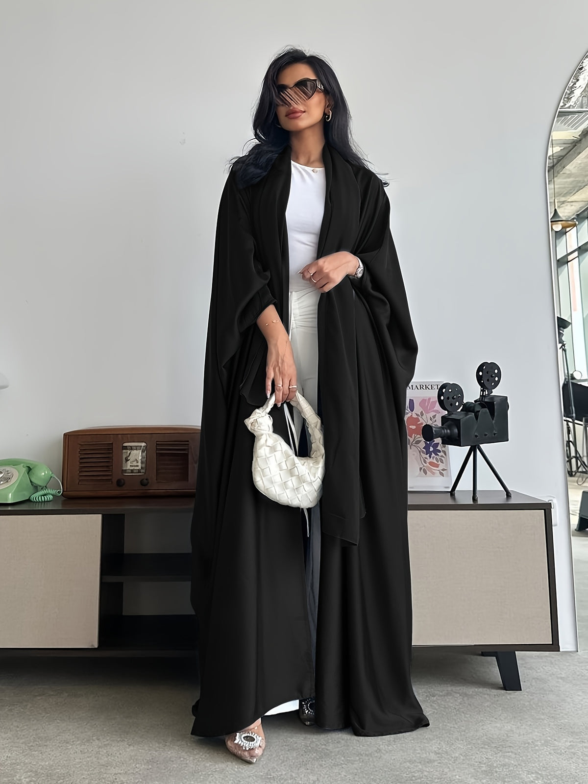 Middle Eastern Muslim Solid Color Loose Robe with Batwing Sleeves, Long Dubai Cardigan with Headscarf - Black