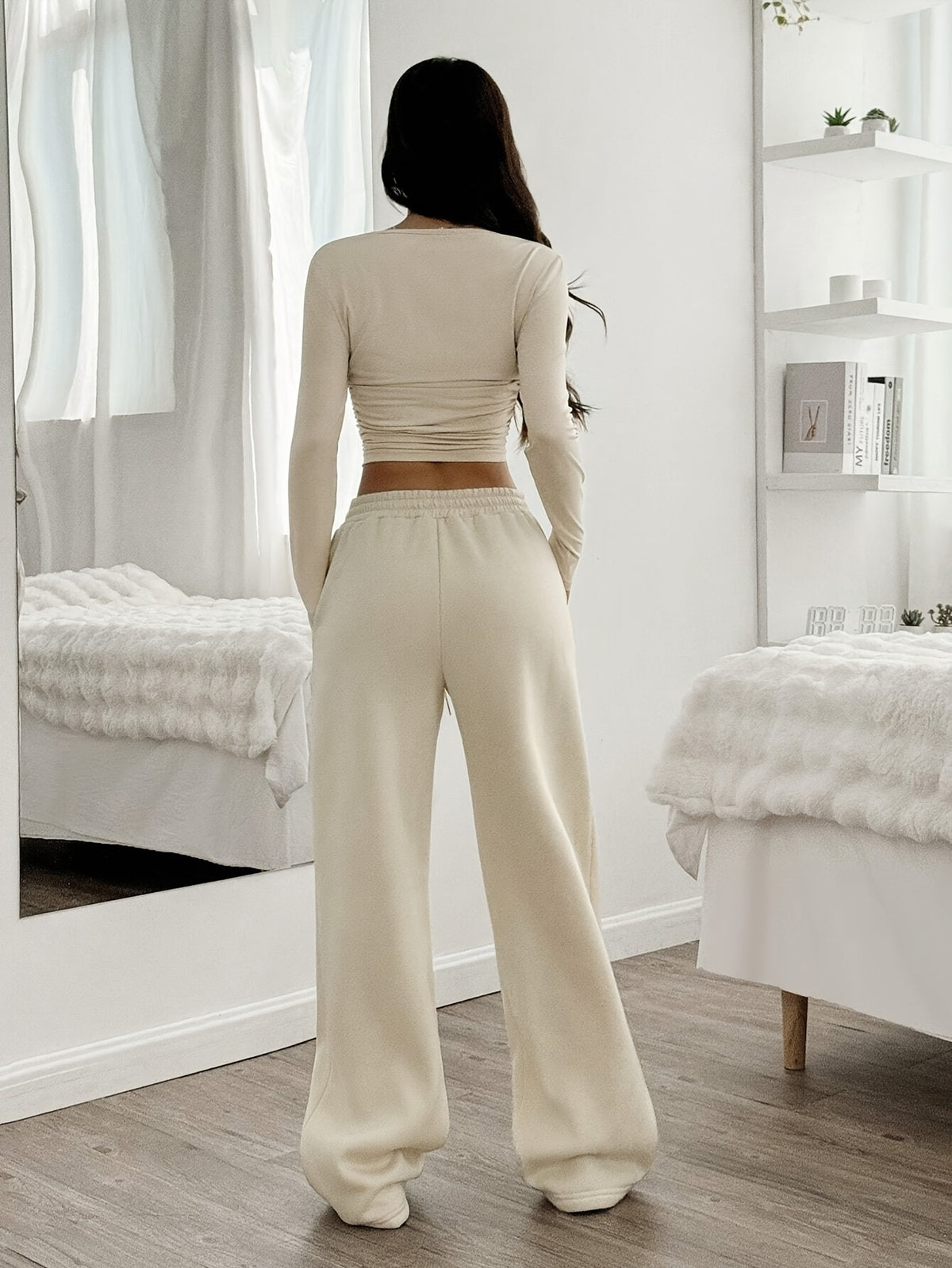 Spring/Autumn 2pcs Women's Casual Solid Color Pleated Round Neck Short T-Shirt and Wide-Leg Drawstring Waist Pants Set - Apricot