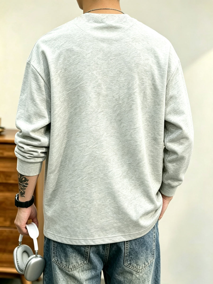 Stylish and Versatile Men's Top with a Comfortable Fit, a Gentlemanly Fashionable Casual Long-sleeve Base Layer T-shirt, Elegant Men's Spring and Autumn Clothing - Light Grey