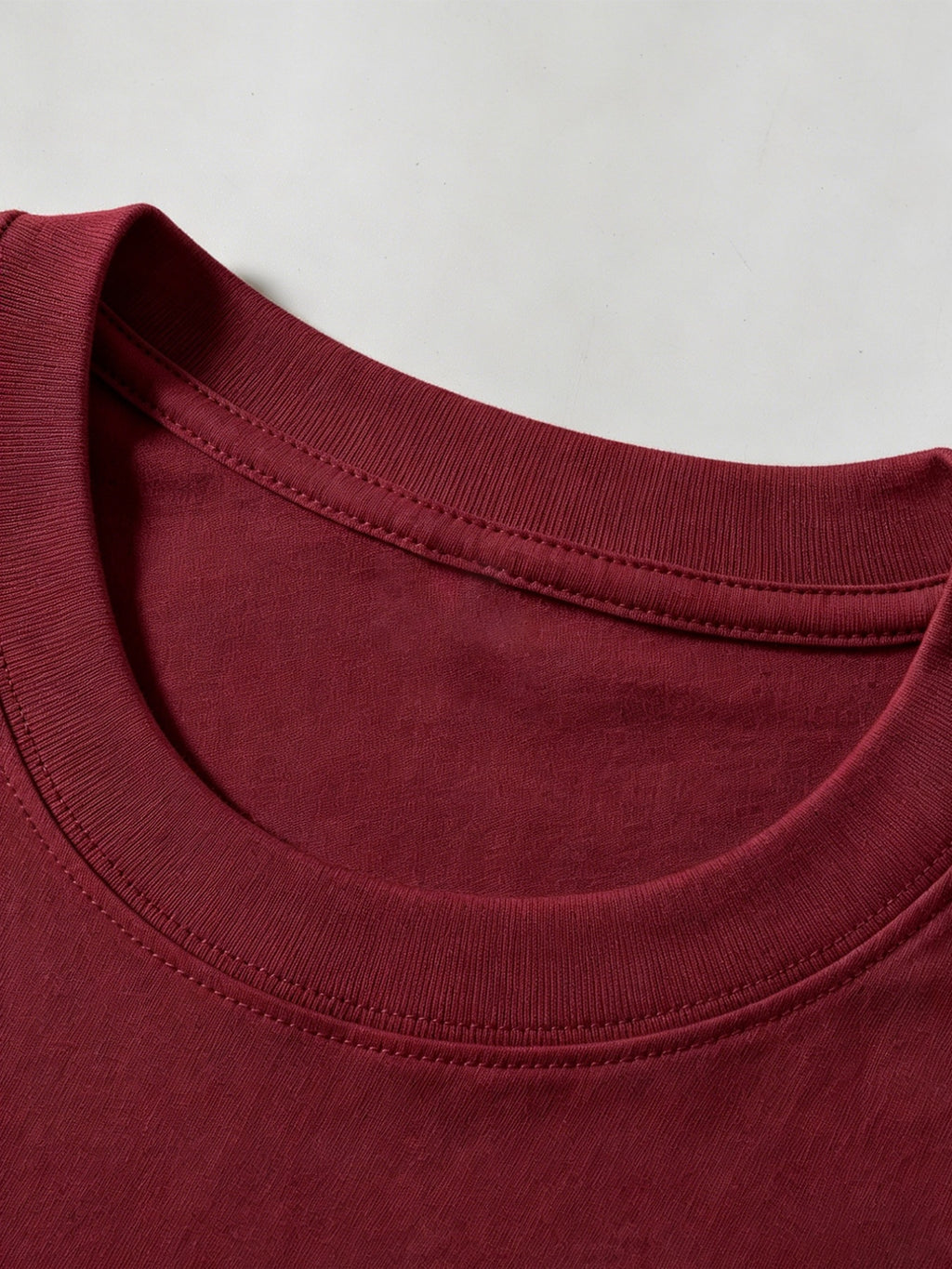 Short Sleeve T-Shirt Top, Crew Neck, Pure Cotton, Crew Neck, Popular Summer Travel Time, Suitcase, Globe, Luggage Tag Illustration Design, Versatile Style, Holiday, Breathable Pattern Print, New Summer Fabric, Comfortable for Daily Outings - Burgundy color