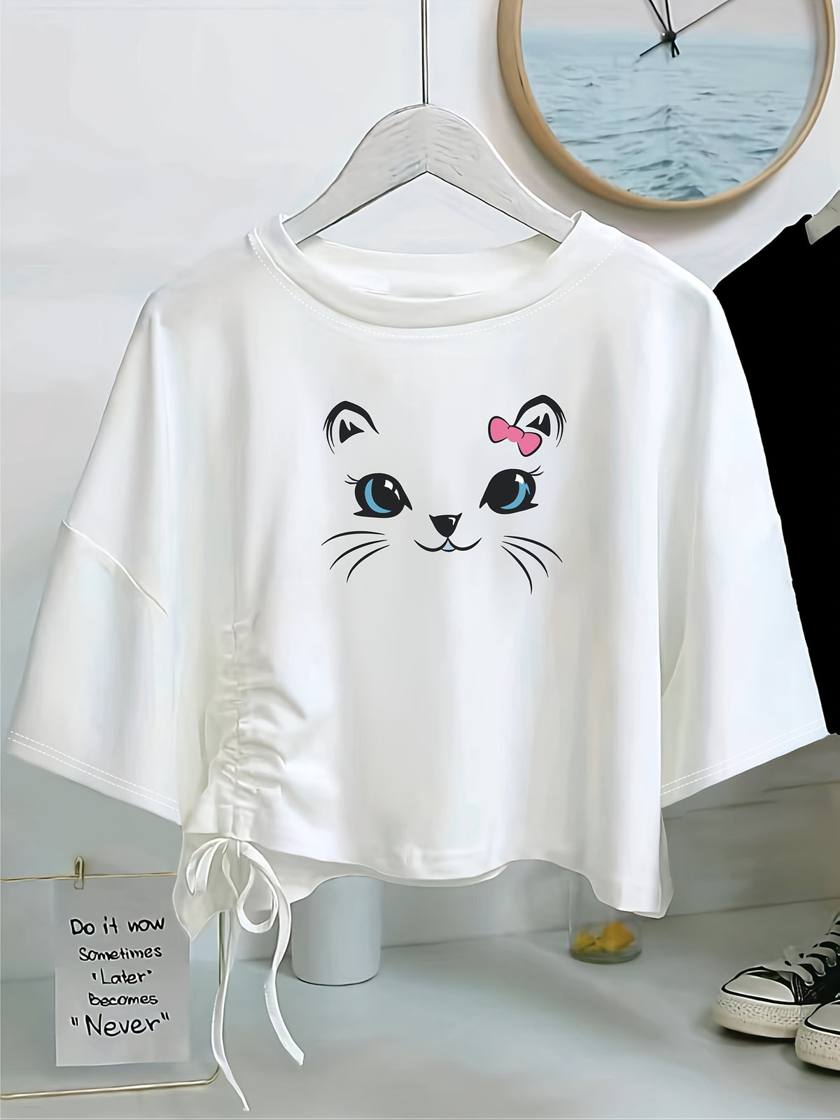 1pc of New Women's Short-sleeve Round-neck T-shirt with Cat Print and Drawstring - White