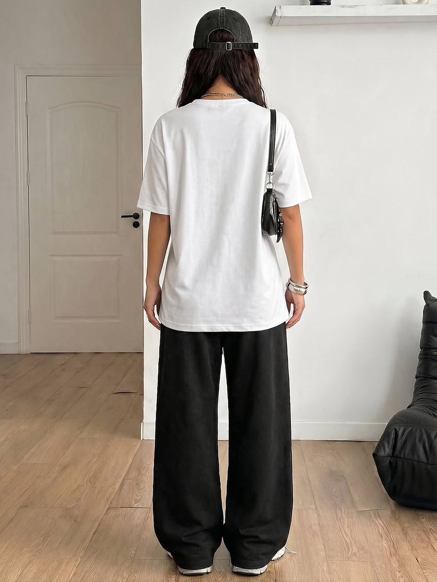 Women's 2-Piece Set: Spring/Summer Fun "Brown Bear" Heart and Letter Print Daily Y Casual T-Shirt with Drawstring Loose Straight-Leg Pants. Soft, Comfortable, Niche Hip-Hop Y2K Versatile Streetwear T-Shirt Set, Suitable for Summer Outings - White+black