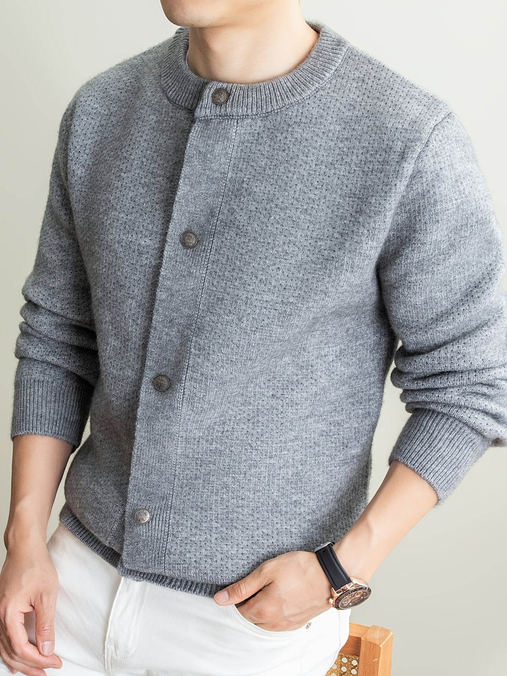 [Wading Whale OBM] 1pc Autumn Winter New Men'S Knit Cardigan, Old Money Style Textured Solid Color Round Neck Open Front Single Button Long Sleeve Sweater Base Layer Top, Men'S Casual Fashion, Suitable for Autumn And Winter Wear, Fits Daily Commute - Grey