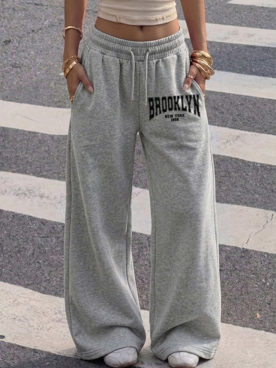 Women's Y2K Punk Straight-Leg Pants with Lettering Pockets - Loose-Fit Front Pocket Trousers, Machine Washable Gray Suitable for Outdoor Commuting, College Style & Daily Wear, American Vintage Urban Fashion (No Transparency) - Grey