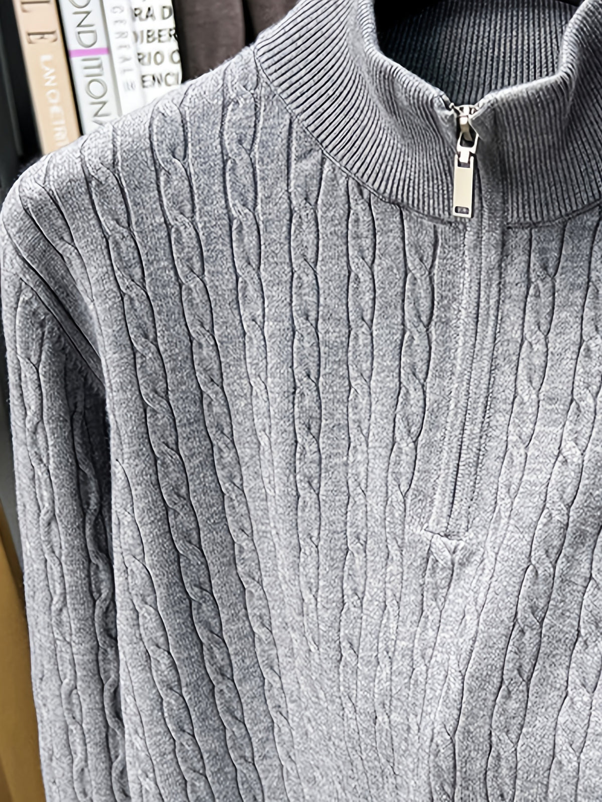 Half-zip Cable-knit Sweater, Fully Constructed with Herringbone Cable Stitching for a Strong Three-dimensional Texture. Compared to a Stockinette Sweater, It Has a More Vintage Feel. The Slightly Relaxed Fit Offers Good Forgiveness for Body Shapes - Light Grey