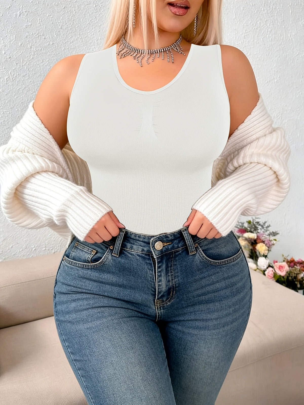 Plus-size Women's Shaping and Waist-cinching Daily Wear and Loungewear Vest, Can Be Worn as an Inner Layer or Outer Layer - White