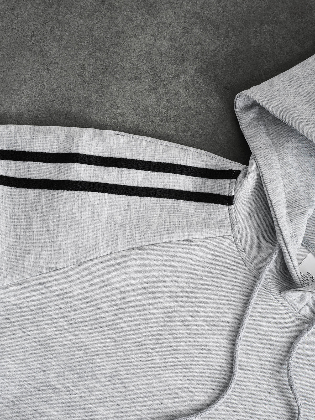 [Warner Bros. Official] Autumn/Winter New Arrival Men's Striped Long-Sleeve Hooded Sweatshirt, DC Superman Vintage Distressed Crackle Print, Outdoor Sweatshirt, Color-Block Patchwork Design Fashion Streetwear Sweatshirt, Daily Casual Wear - Black With Light Gray