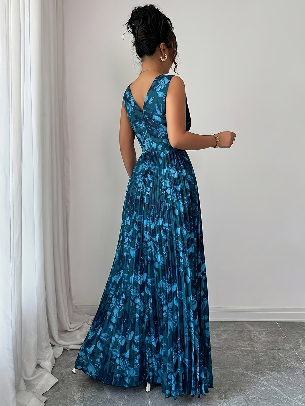 Exquisite Fashionable Party Attire Wedding Guest Graduation Birthday Evening Gown Women'S Elegant Floral Digital Print Pleated Split Design Sexy Deep V-Neck Backless Long-Length Dress Bridesmaid Dress Women'S - Multicolor