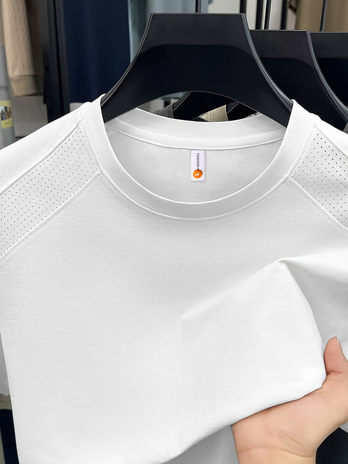 Men'S Solid Color Quick-Dry Round Neck T-Shirt, Versatile for Daily Commute And Light Sports, Breathable with Micro-Perforations, Enhanced Ventilation, Comfortable And Non-Sticky in Summer - White