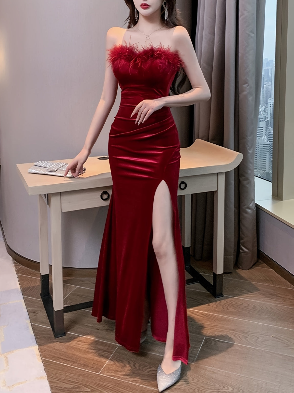 Elegant Long Evening Gown with a Strapless Design for Women, Exuding Sophistication - Red