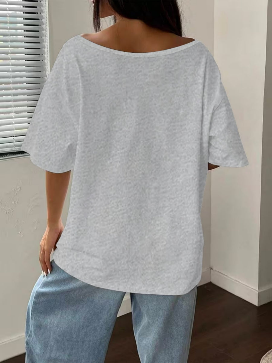 Women's Off-Shoulder Short Sleeve T-Shirt - Breathable Stretch Fabric Oversized Loose Fit Top with Off-Shoulder Neckline & Lettering Print, Soft Suitable for Spring Summer Beachwear, Casual Blouse for Layering - Grey