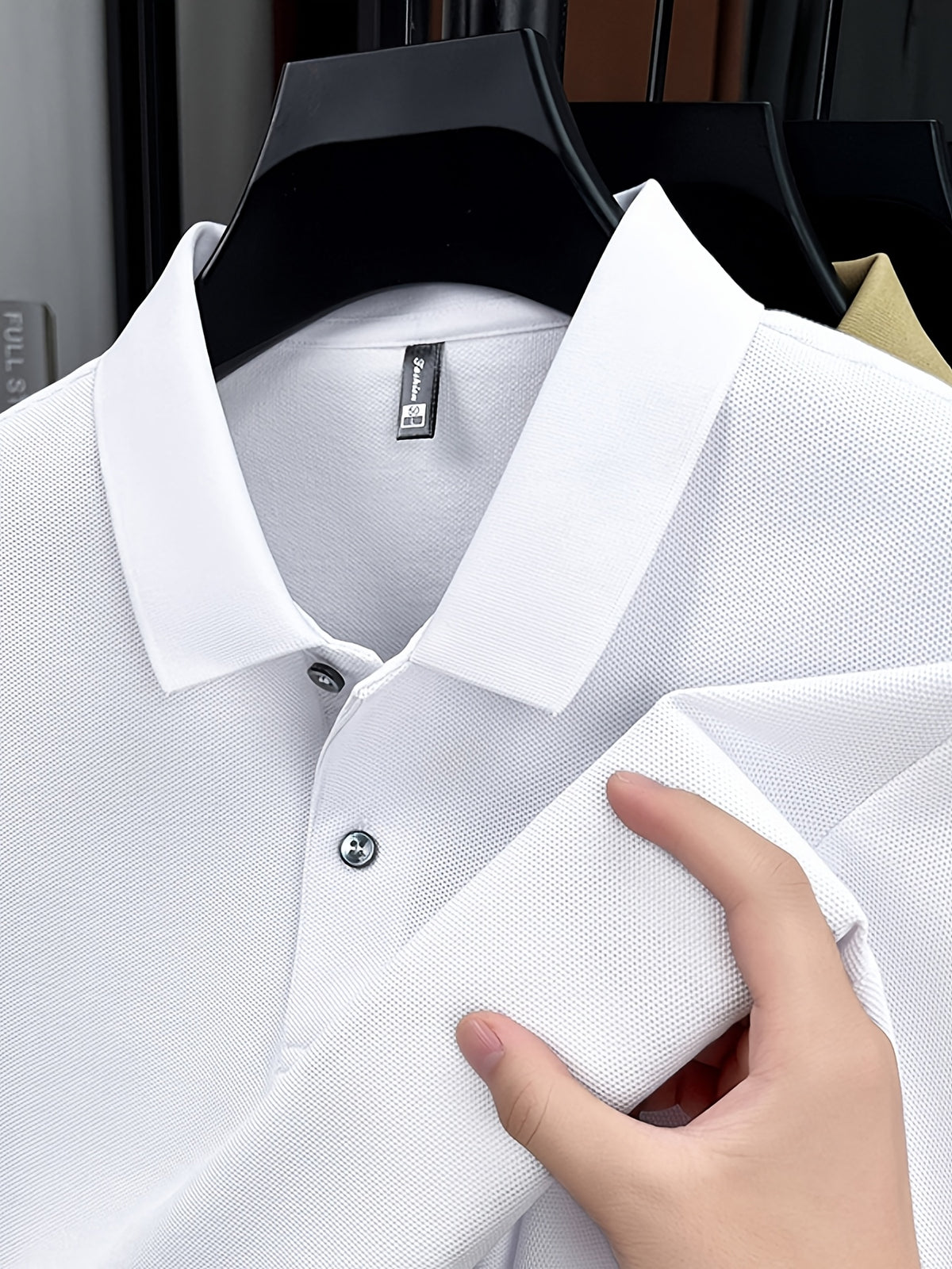 Spring and Autumn Men's Lapel Polo Shirt, Fashionable Solid Color Base Layer Top, Versatile Business Casual Long Sleeve T-Shirt, Suitable for Daily Work Scenes, The Best Gift for Friends and Relatives - White