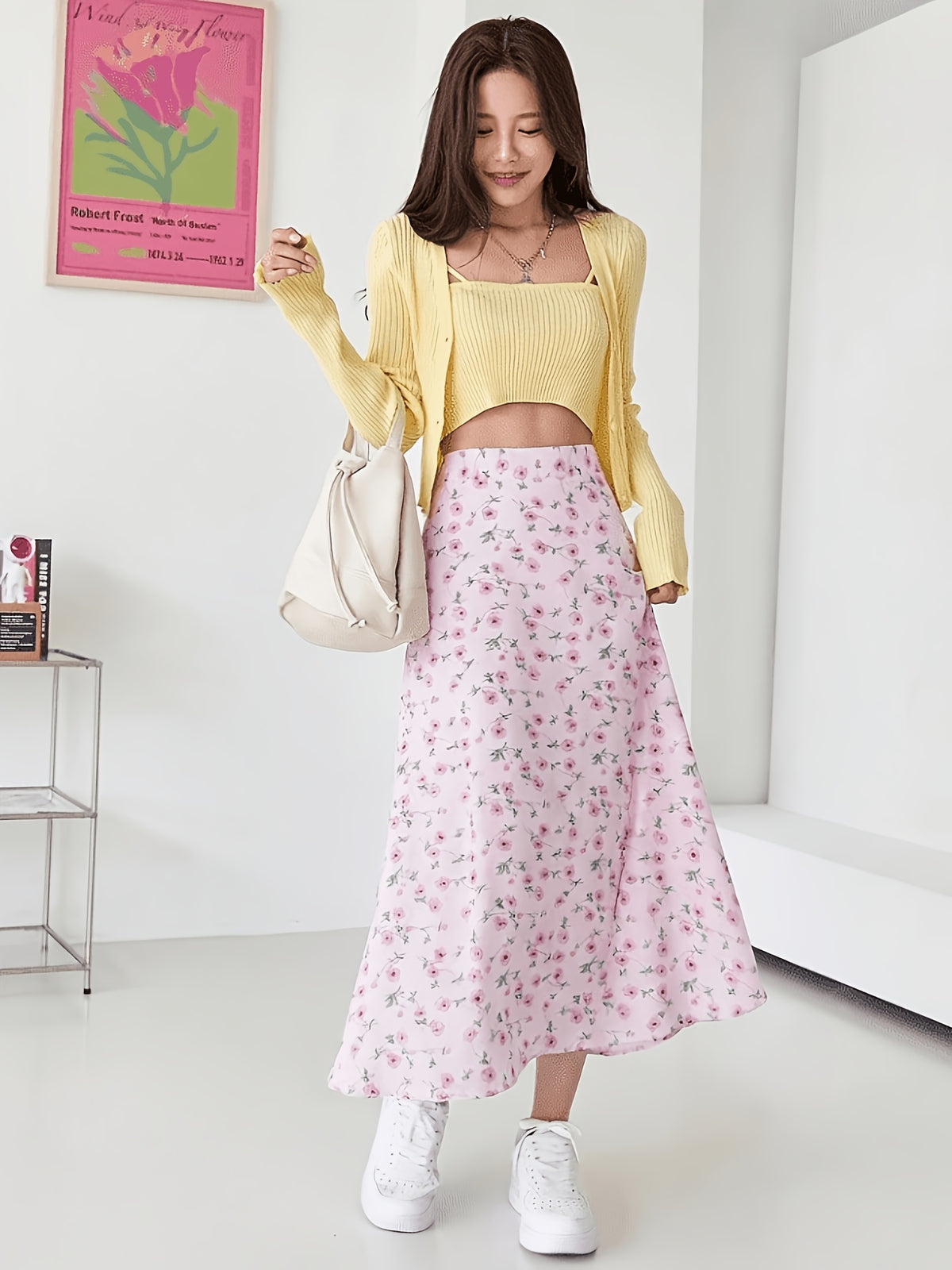 1pc Cute Fashion Casual Floral Printed Short Skirt, Suitable for Vacation Outings And Dates - Pale Pinkish Gray