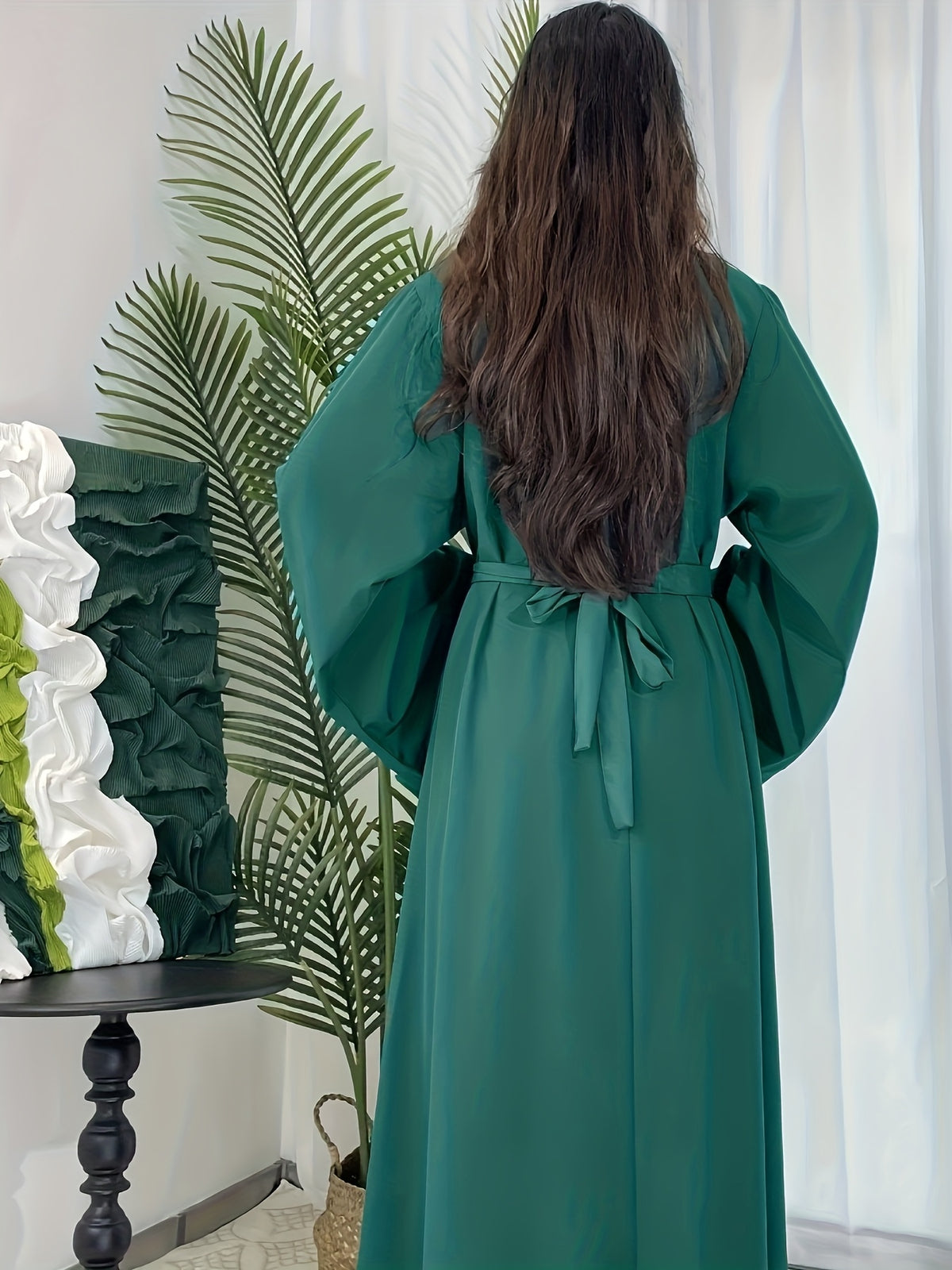 Women's Elegant Green Flared Sleeve Long Dress, Loose Fit, Versatile for All Seasons, Suitable for Home, Festive, and Traditional Attire - Green