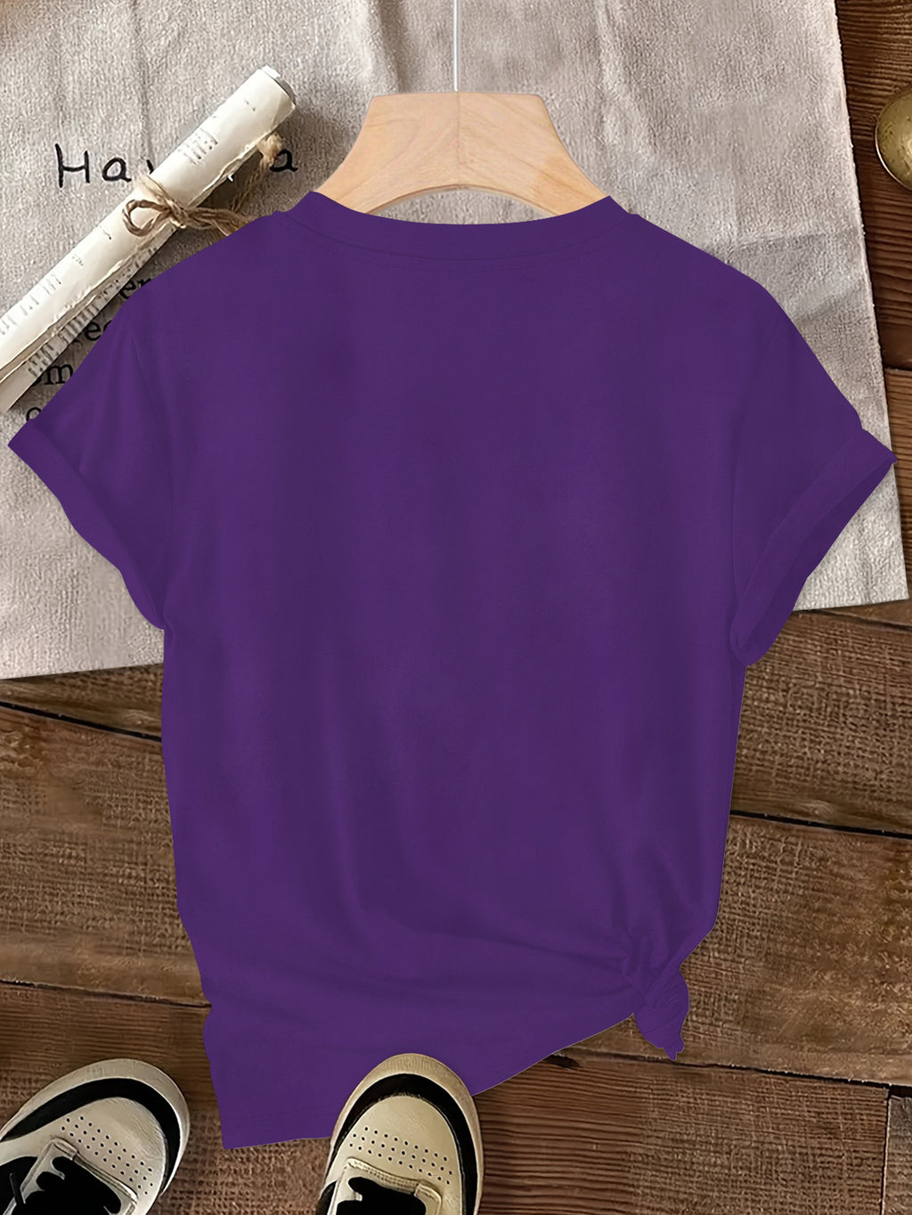 Disney Minnie with a Smile on Her Cheek Printed Fashion Women'S Round Neck Casual T-Shirt, Comfortable Fabric Short Sleeved, Round Neck Women'S T-Shirt, Worn in Spring And Summer - Purple