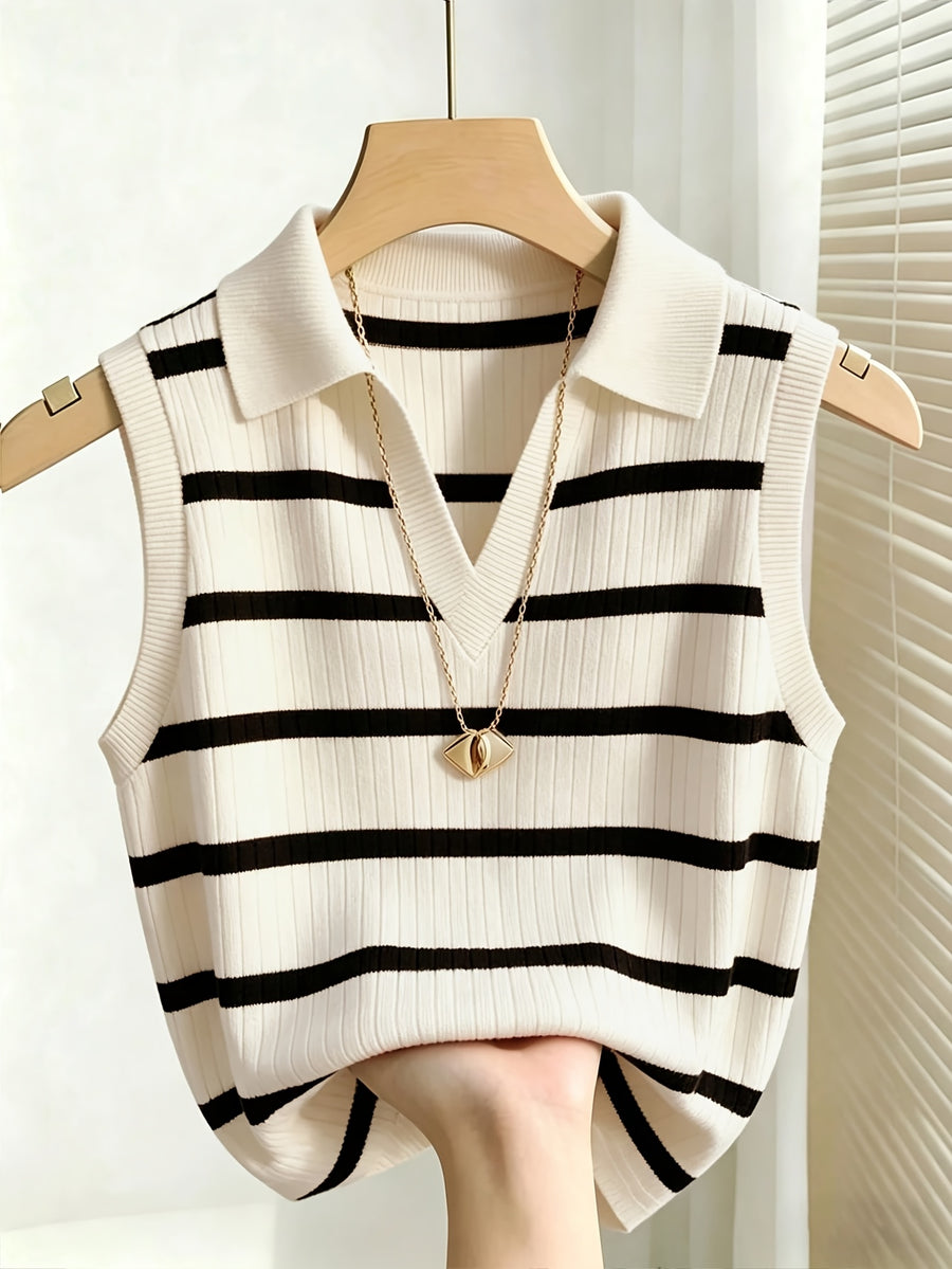Women'S Casual Striped V-Neck Vest - Black And White Color