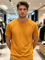 Men'S Solid Color Quick-Dry Round Neck T-Shirt, Versatile for Daily Commute And Light Sports, Breathable with Micro-Perforations, Enhanced Ventilation, Comfortable And Non-Sticky in Summer - Orange