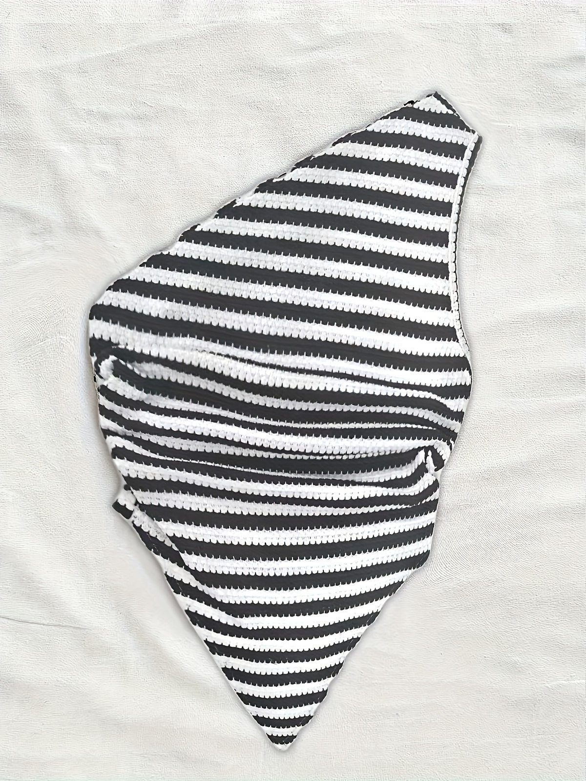 Off-The-Shoulder Striped Temperament Women'S Top - Black And White