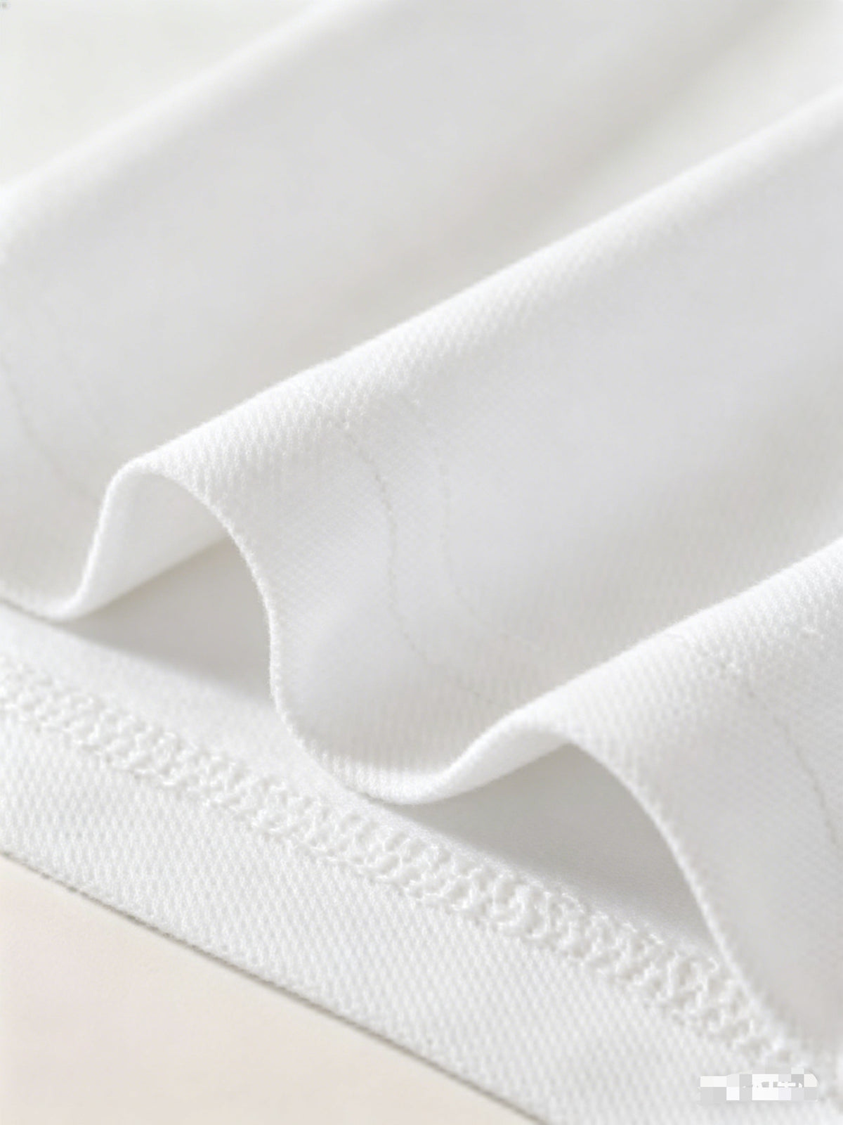 Men's Shirts, Men's Golf Shirts, Men's Short-sleeve T-shirts, the Top Choice for Summer Golf and Baseball - White