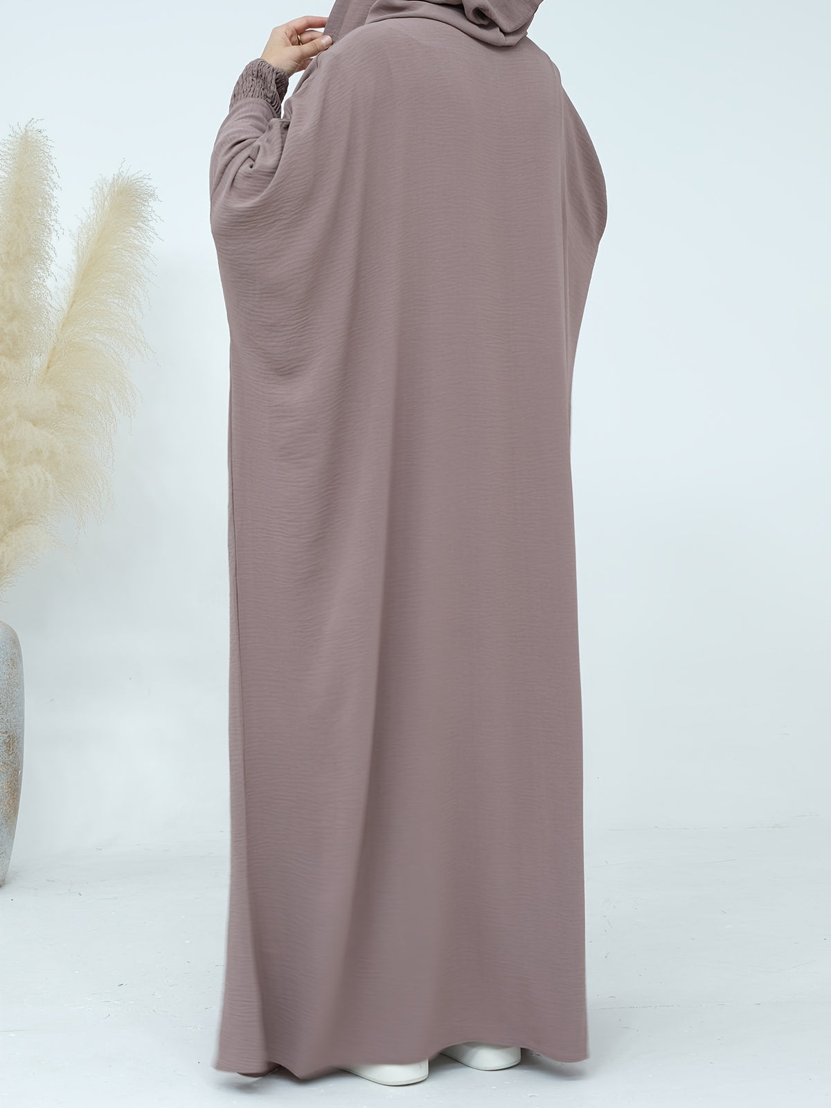 Plus Size - Plus Size - 1pc Prayer Jilbab Outfit for Muslim Women, Stylish And Elegant, Features a Solid Color, Ideal for Everyday Wear, Festivals, Gatherings, And Outdoor Events. Women'S Islamic - Pale Pinkish Gray