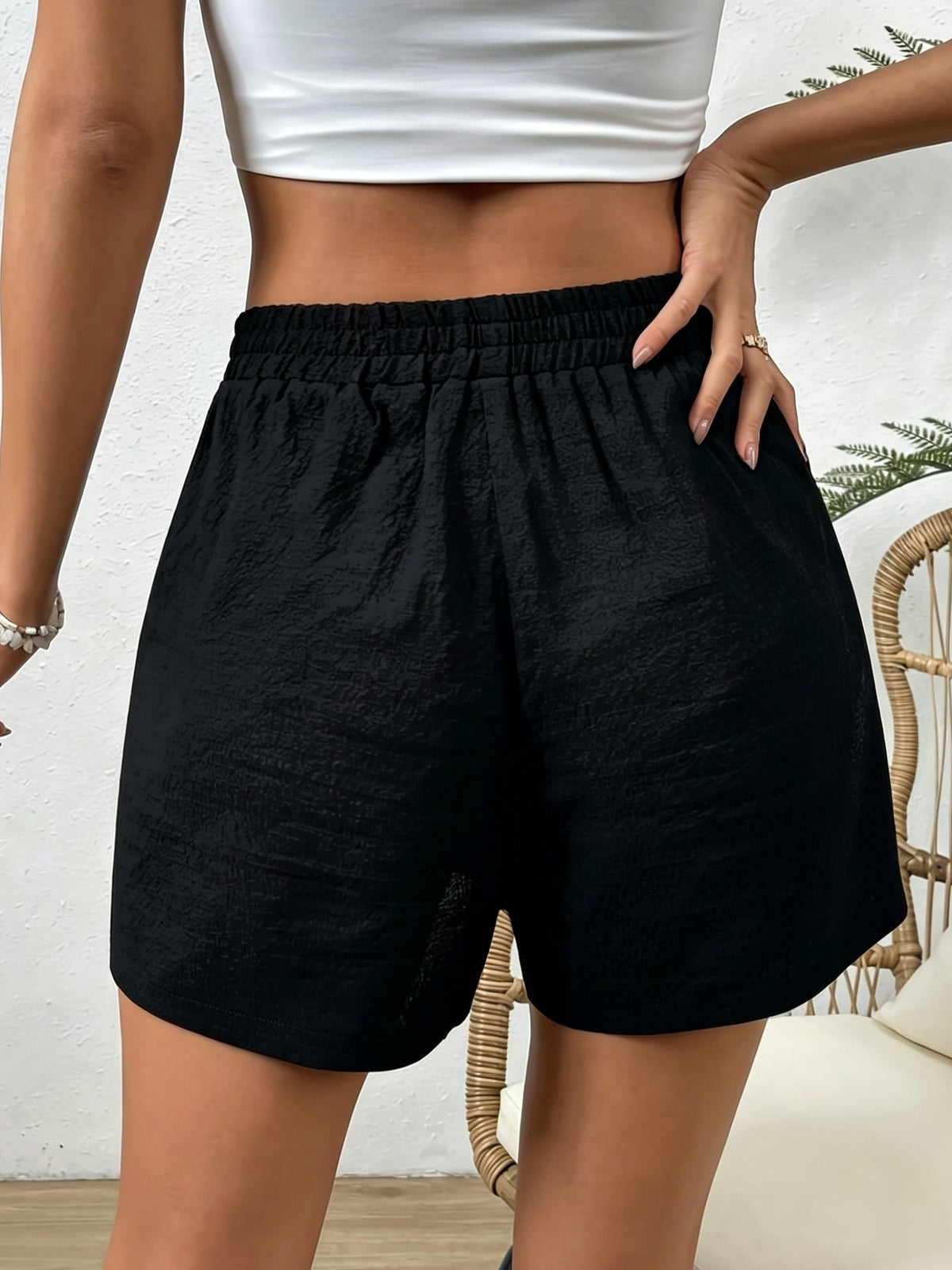 Elastic Waist Shorts - Black