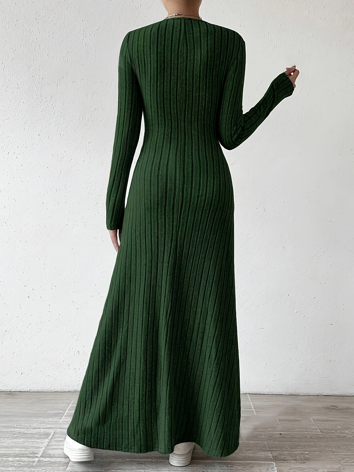 Women's Elegant V-Neck Long Sleeve A-Line Dress - Solid Color Machine Washable Fall Dress with Flattering Silhouette, Versatile for Casual & Formal Occasions, Long Sleeve Maxi Dress, Comfortable Fit - Dark Green