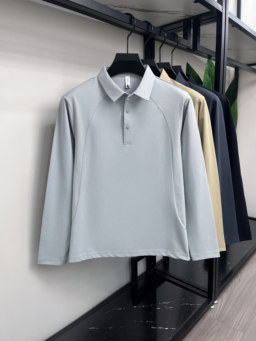 [Saa Xing OBM] 1pc Spring/Autumn New Men'S Polo Shirt, Old Money Style Textured Solid Color Half-Button Collar Single-Button Polo Neck Long Sleeve Men'S Fashion Versatile Pullover Base Layer Top, Suitable for Spring, Autumn, Wear - Light Grey