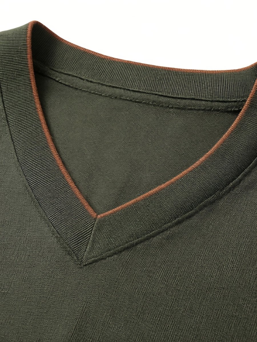 Men'S Summer Short-Sleeved T-Shirt, V-Neck Color-Blocking Details, a Slightly Slim Fit That Conforms to The Body, Showing Neat Lines Without Being Tight, Suitable for Daily Leisure/Weekend Travel Scenarios, And Light Social Scenarios - Olive Green