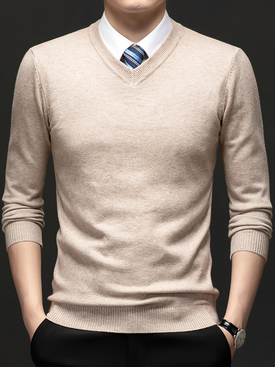 Men's V-neck Knit Base Layer, Form-fitting Without Being Tight, Accentuates a Clean Silhouette While Allowing Unrestricted Arm Movement. Suitable for Business Commutes, Family Gatherings, and Holiday Celebrations - Beige Camel