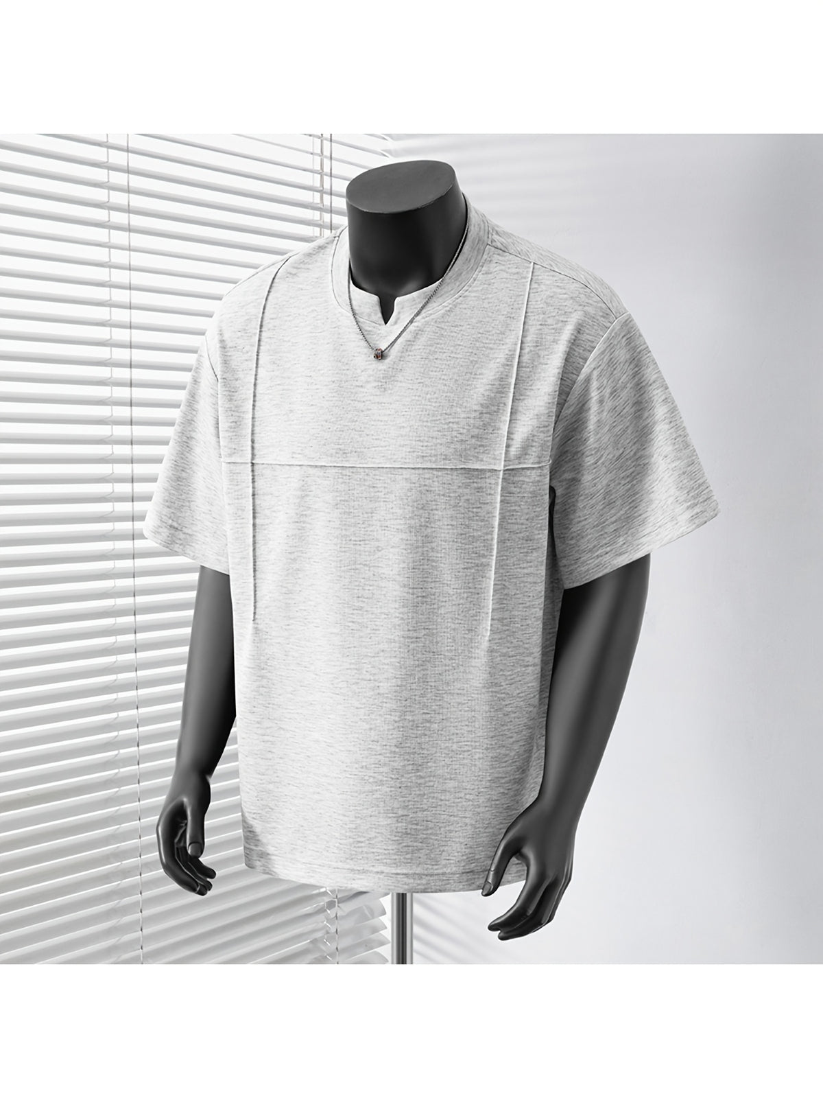 A Minimalist T-Shirt for Men, Featuring a Relaxed Fit, Casual Style, And Breathable Fabric, Ideal for Outdoor Activities And Everyday Use, Making It a Versatile And Comfy Choice - Light Mixed Grey