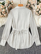 [Size for Regular Fit] Women'S Spring Autumn Elegant Striped Loose Long Sleeve Shirred Blouse, Chain Detail Tie-Waist Shirt - White And Black