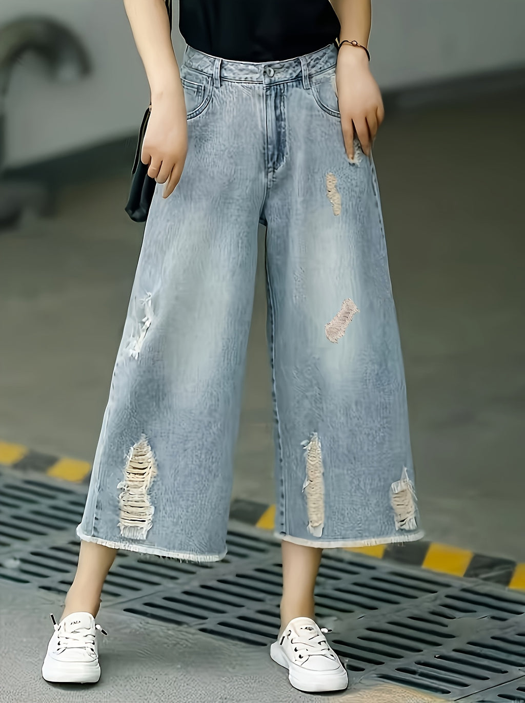 Women'S Fashion Casual Denim Capri Pants Summer Distressed Design Frayed Hem Loose Comfortable Wide-Leg Trousers Women'S Commute Versatile Denim Capri Length - Sky Blue