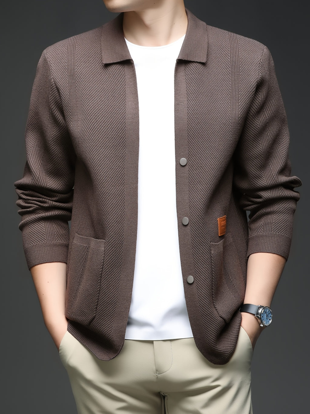 [Wading Whale OBM] Spring/Summer New Men'S Knit Cardigan, Old Money Style Solid Color V-Neck Long Sleeve Open Front Sweater Jacket with Single Button Closure And Side Pockets, Suitable for Spring And Autumn Layering Or Outerwear - Coffee Color