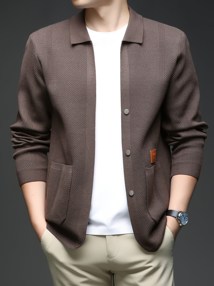 [Wading Whale OBM] Spring/Summer New Men'S Knit Cardigan, Old Money Style Solid Color V-Neck Long Sleeve Open Front Sweater Jacket with Single Button Closure And Side Pockets, Suitable for Spring And Autumn Layering Or Outerwear - Coffee Color