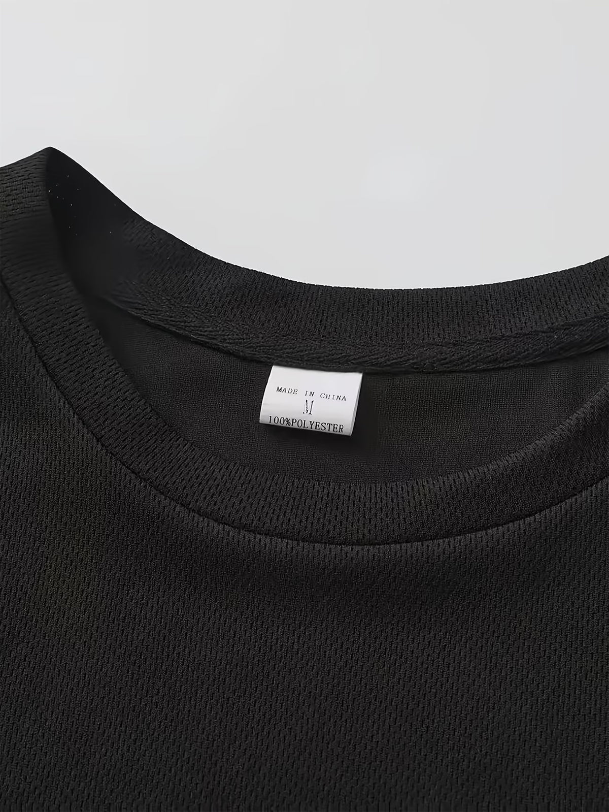 Men's Breathable Training T-Shirt - Ideal for Tennis and Basketball Training, Breathable and Lightweight - Black