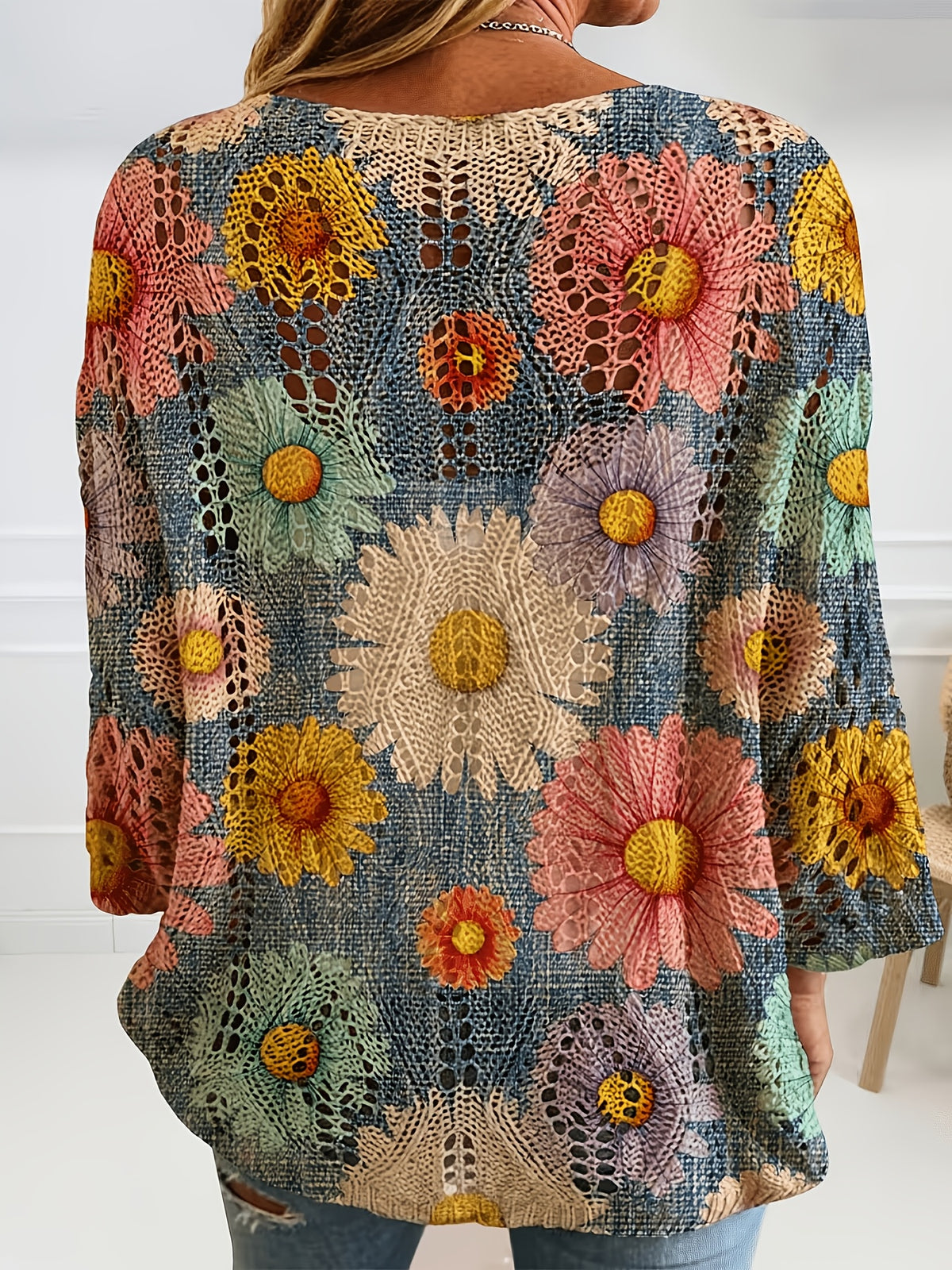 Plus Size, Plus Size Women's Colorful Daisy Print Openwork Top, Daisy Print Sweater, Openwork Loose Pullover, Forest-Style Artistic Knitwear, Casual Lazy Style Long Sleeve T-Shirt, Colorful Floral Print Cover-Up - Navy Color