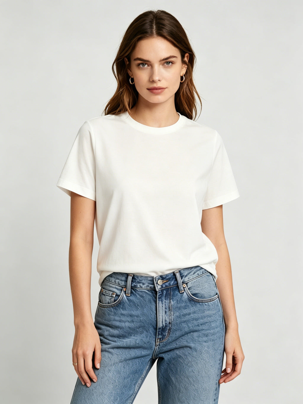Women's Elegant Round Neck Short-Sleeve T-Shirt - Solid Color Blouse Suitable for Spring Summer Fall, Medium Stretch Opaque Short Sleeve Top, Machine Washable Casual & Dressy Basic Blouse for Layering, Regular Fit Wardrobe Essential - White