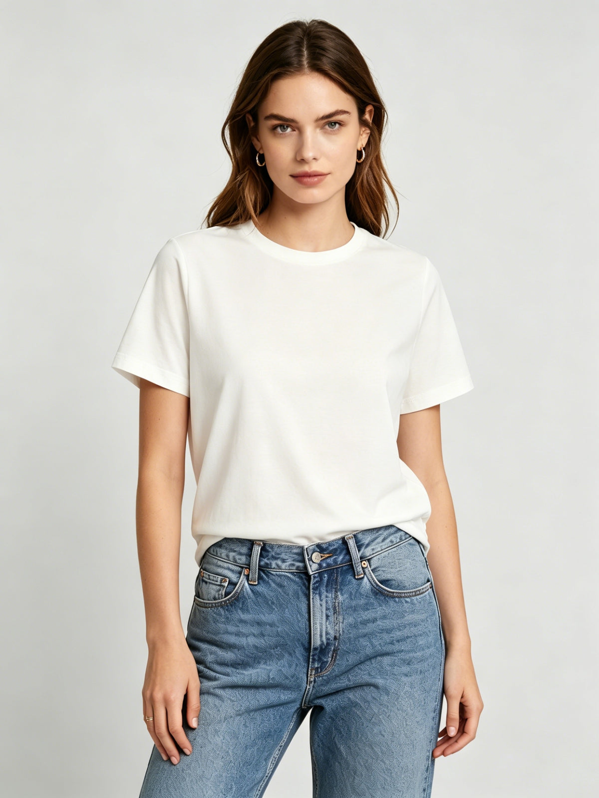 Women's Elegant Round Neck Short-Sleeve T-Shirt - Solid Color Blouse Suitable for Spring Summer Fall, Medium Stretch Opaque Short Sleeve Top, Machine Washable Casual & Dressy Basic Blouse for Layering, Regular Fit Wardrobe Essential - White
