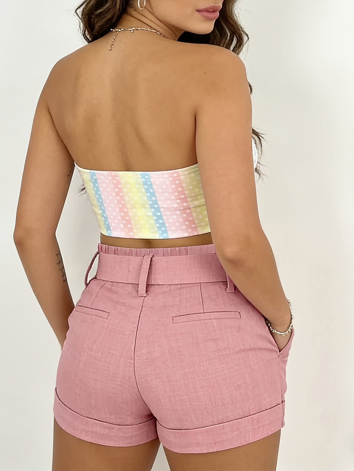 New Summer 2026 Solid Color High-Waist Three-Quarter Fashion Shorts - Pink Color